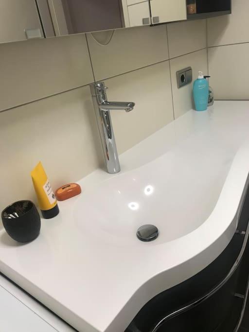 Seewohnung Mit Direktem Seezugang-Skiliftnaehe Villach Exteriér fotografie